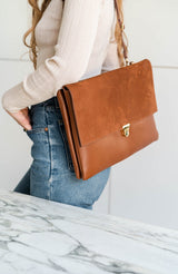double-pochette-camel-lifestyle